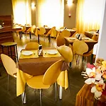吉亚塔酒店 酒店