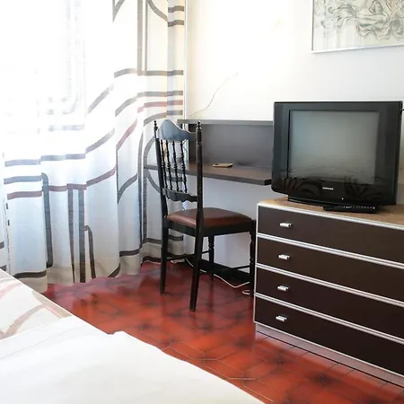 Giada מלון טורינו